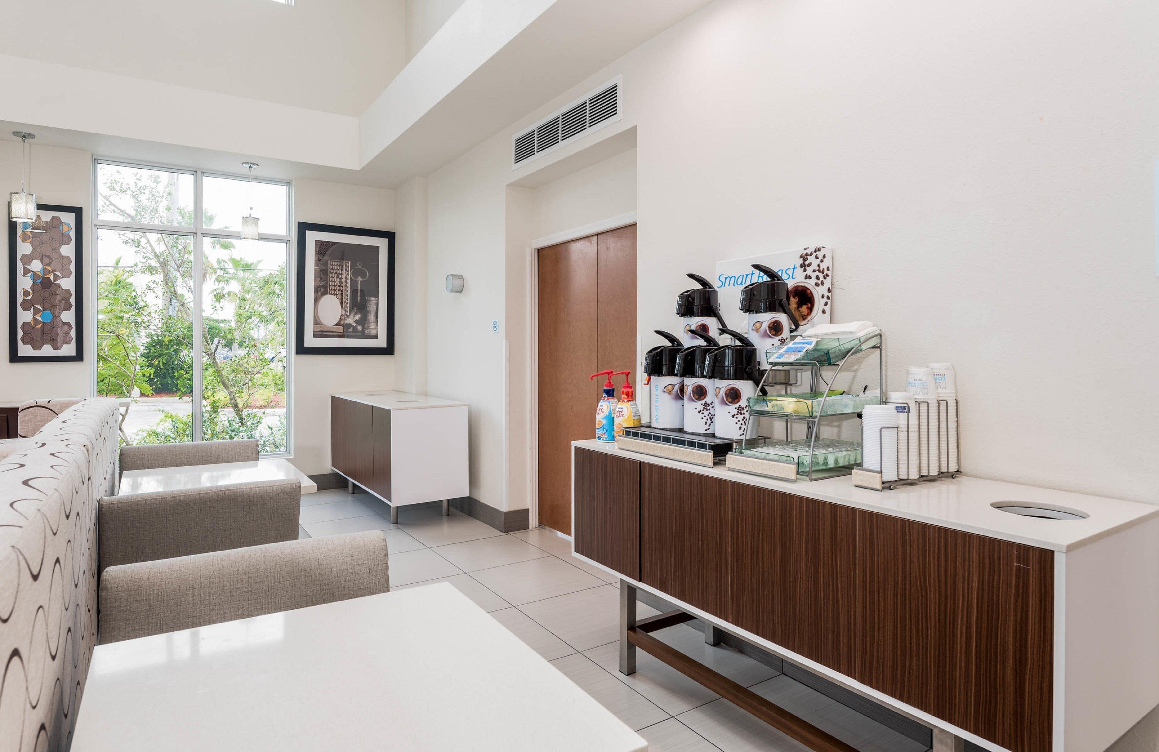 Holiday Inn Express & Suites Boynton Beach West By Ihg Dış mekan fotoğraf