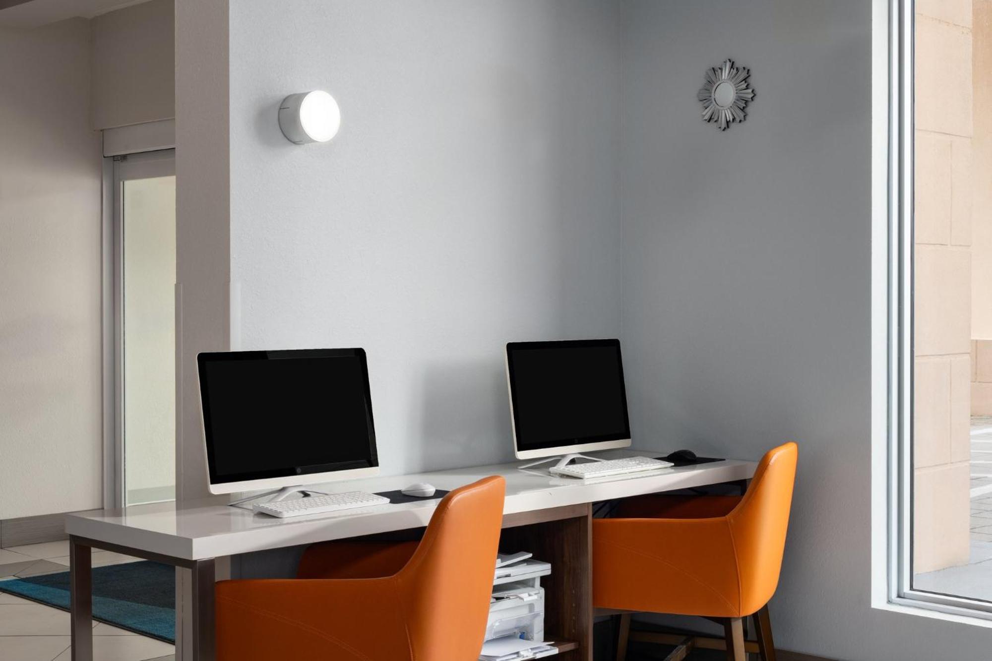 Holiday Inn Express & Suites Boynton Beach West By Ihg Dış mekan fotoğraf