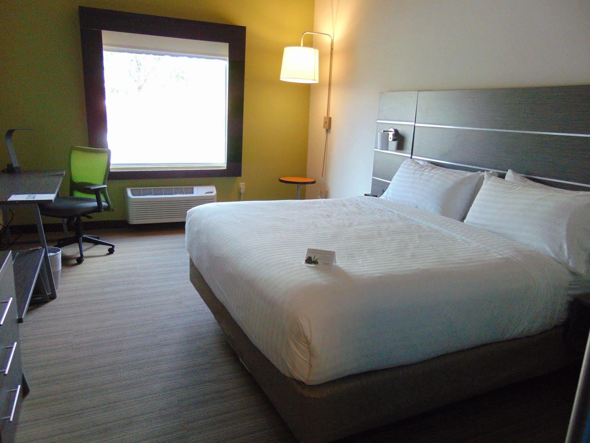 Holiday Inn Express & Suites Boynton Beach West By Ihg Dış mekan fotoğraf